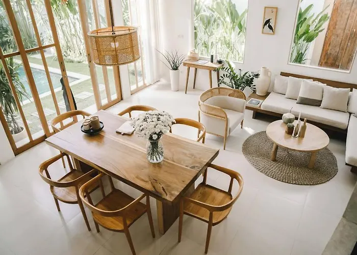 Stylish Japandi Designer In - Vyg Villa